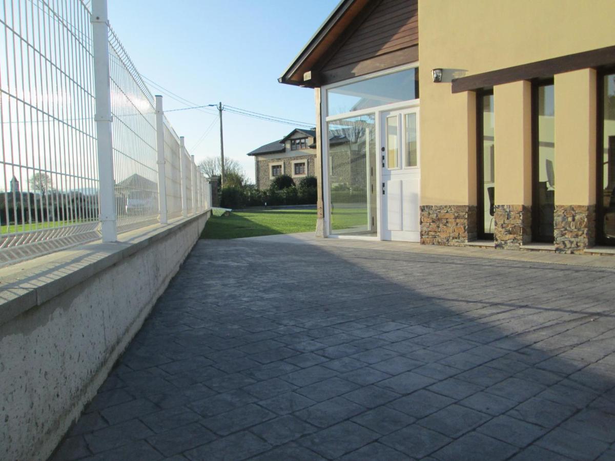 Apartamentos Fonte Villar Navia Luaran gambar